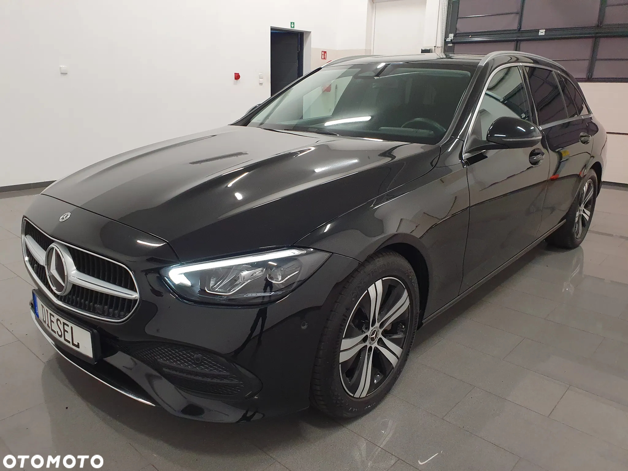 Mercedes-Benz Klasa C 220 d T 9G-TRONIC - 2