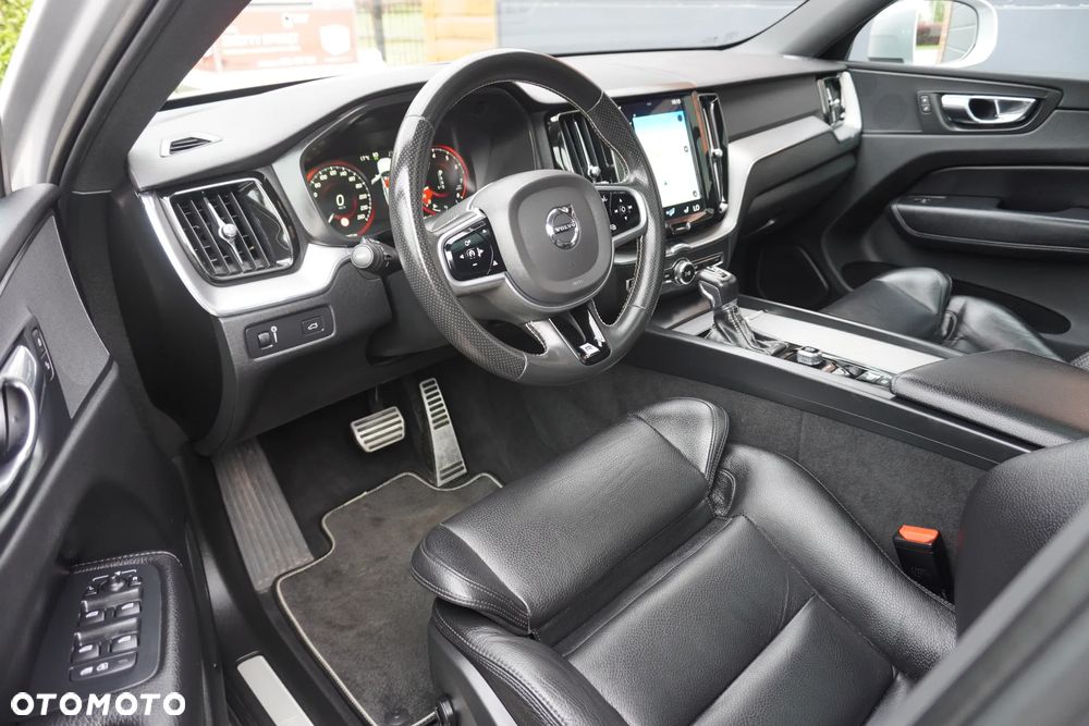Volvo XC 60 T5 AWD Geartronic RDesign - 7