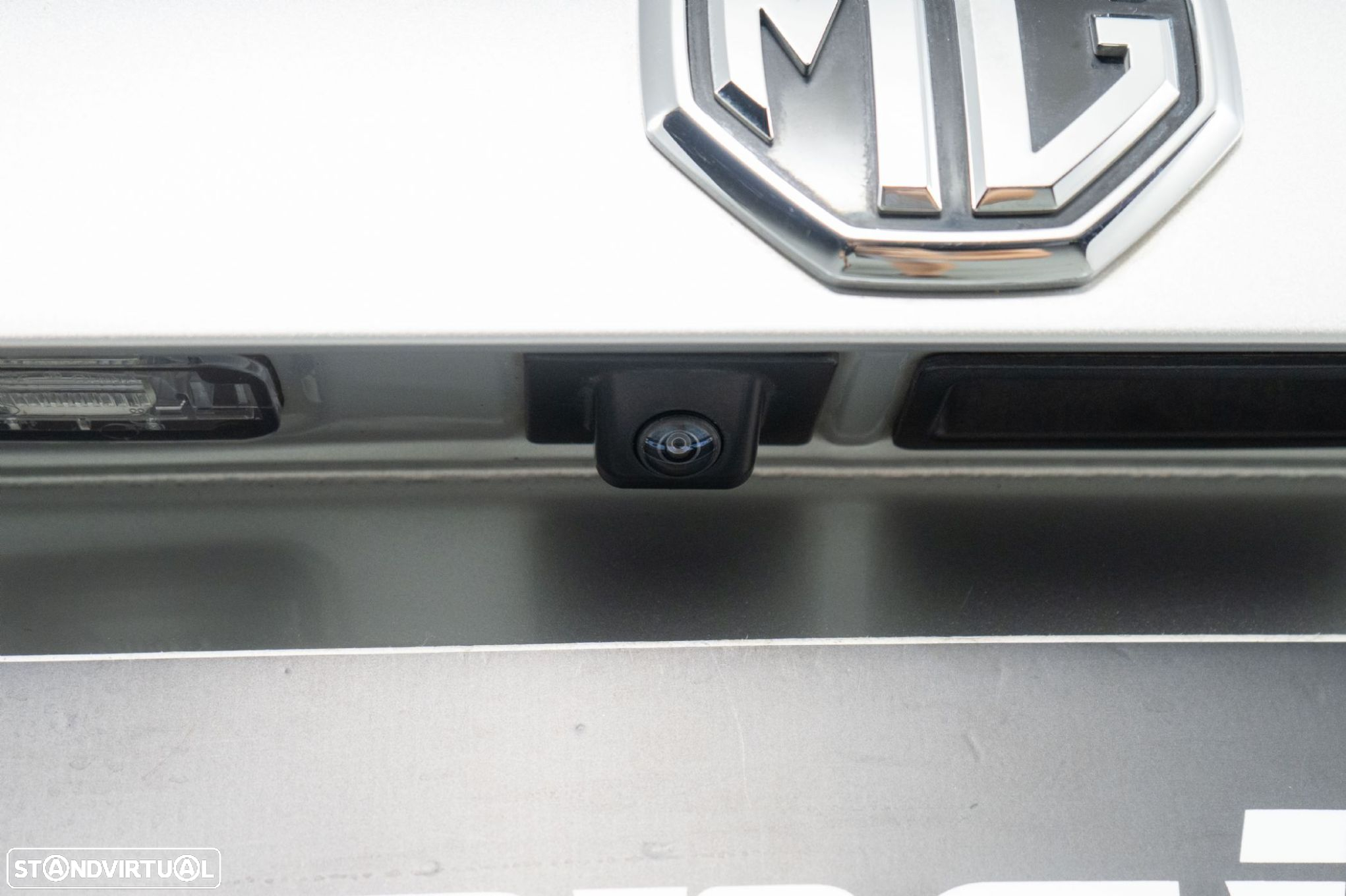 MG EHS 1.5 T-GDI Plug-in Hybrid Luxury - 15