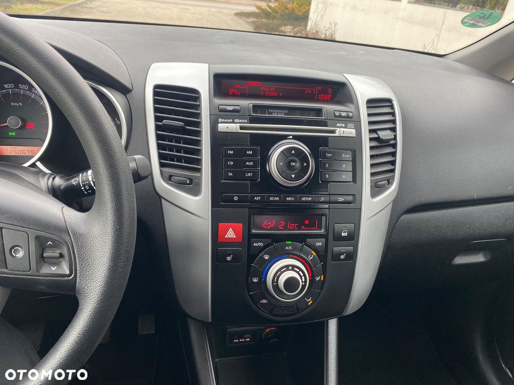 Kia Venga - 14
