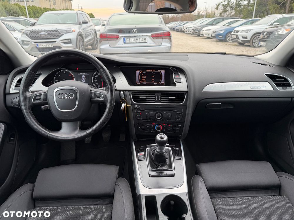 Audi A4 Limousine 2.0 TDI DPF quattro Attraction - 26