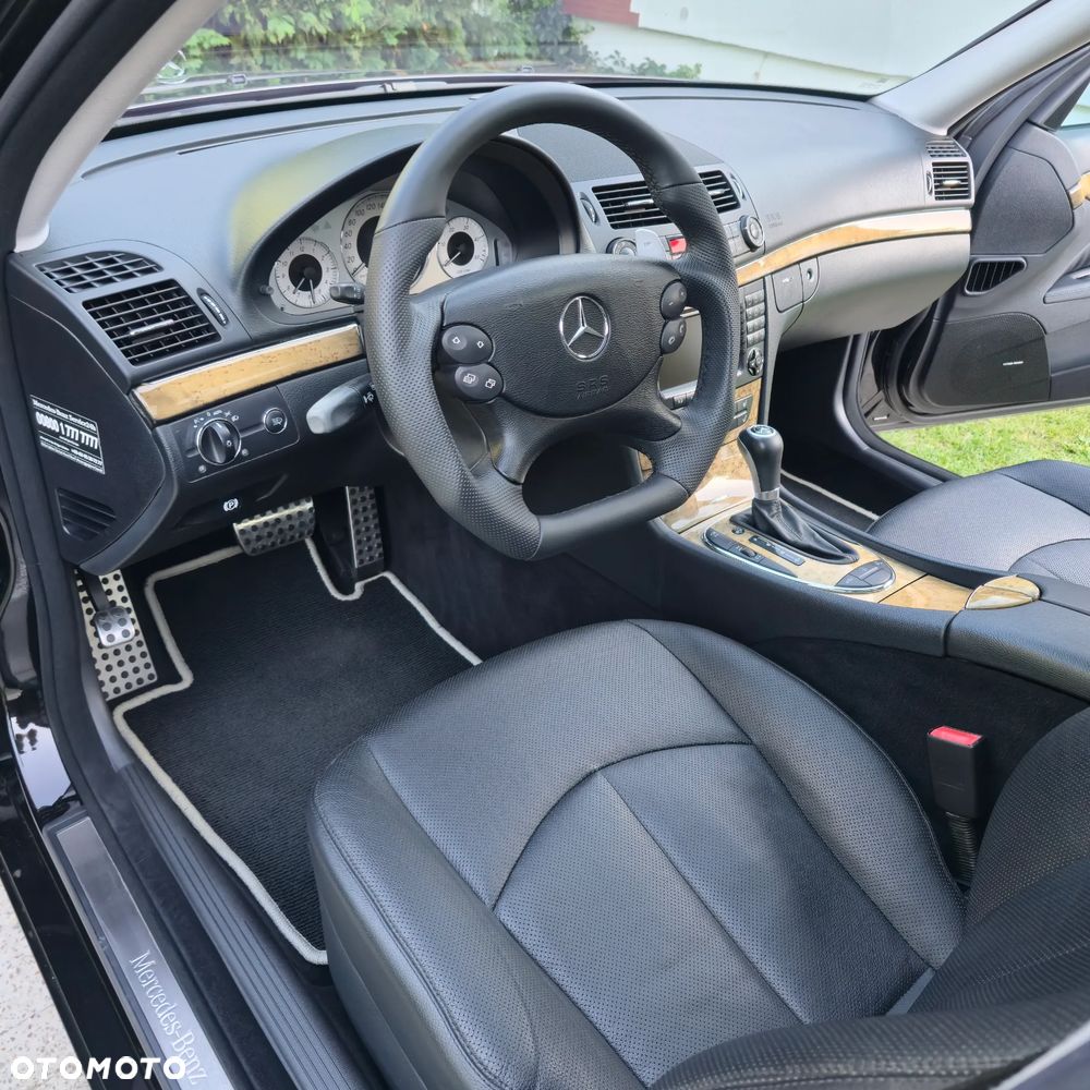 Mercedes-Benz E-Class 2006 photo 5