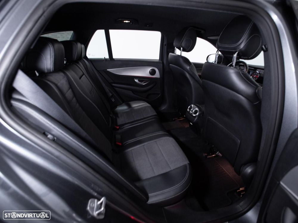 Mercedes-Benz E 220 - 12