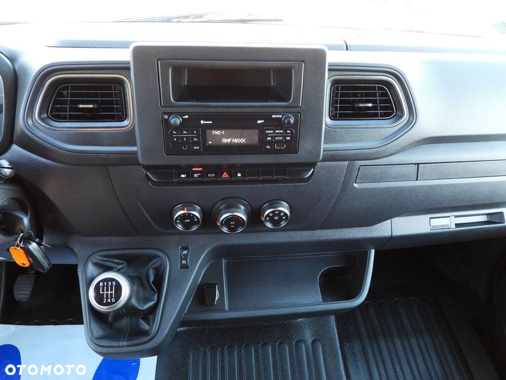 Renault MASTER PLANDEKA 10 PALET WEBASTO TEMPOMAT LEDY PNEUMATYKA KLIMATYZACJA  165KM - 35