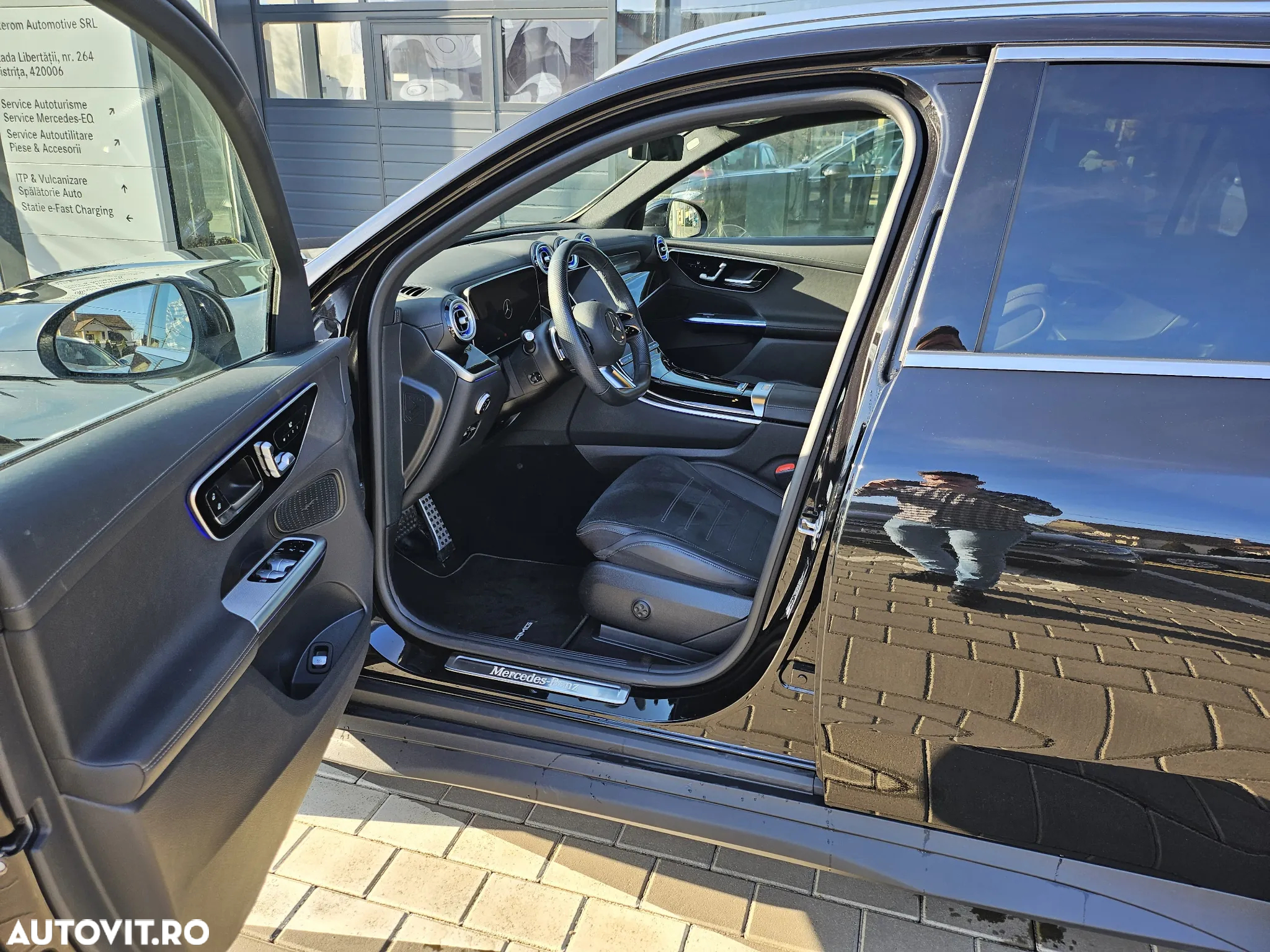 Mercedes-Benz GLC 300 4Matic 9G-TRONIC AMG Line Advanced - 8