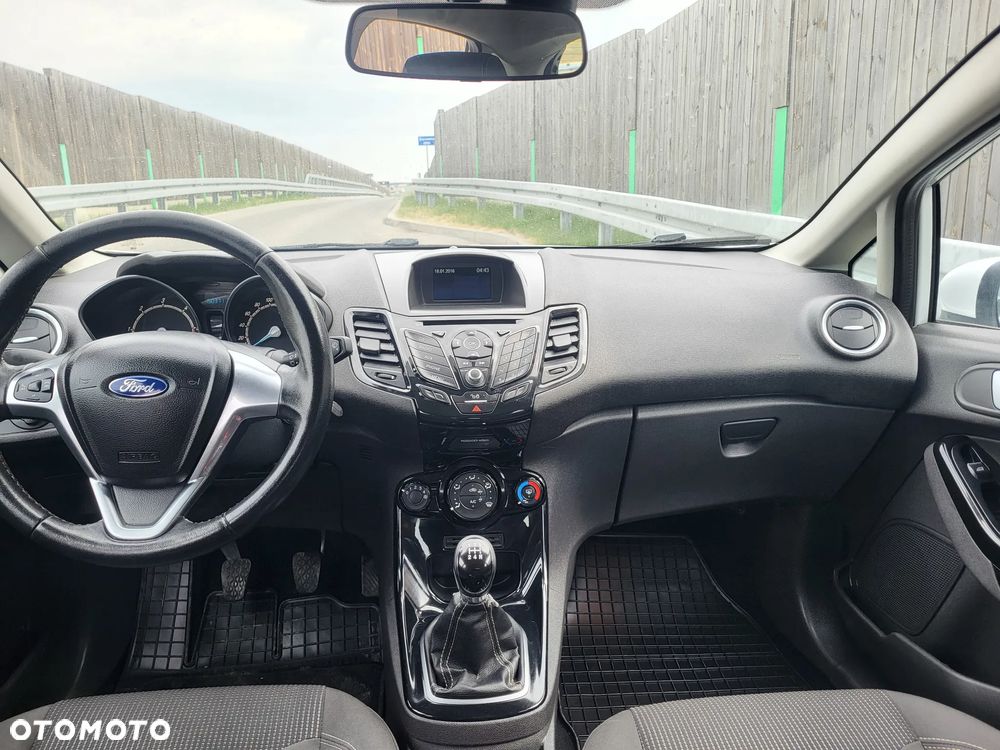 Ford Fiesta 1.5 TDCi St&St Ambiente - 8
