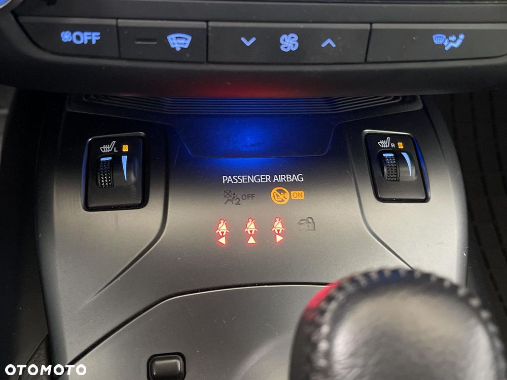 Toyota Avensis - 20