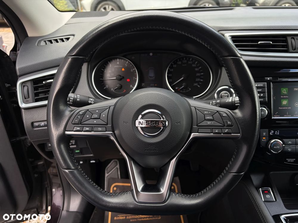 Nissan Qashqai 1.3 DIG-T N-Connecta DCT - 22