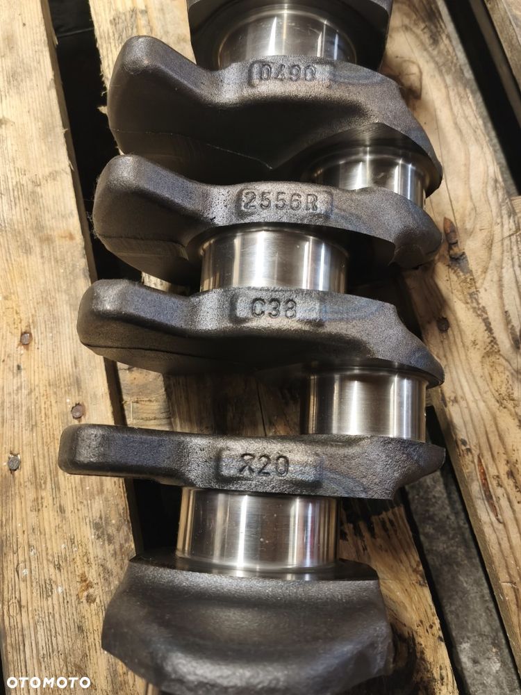 Wał Korbowy Volvo D7 Volvo 8900, RVI DXI Premium - 3