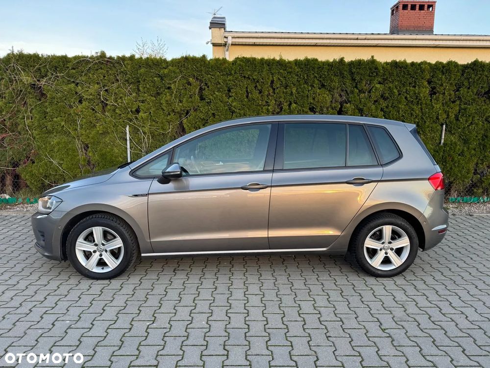 Volkswagen Golf Sportsvan - 32