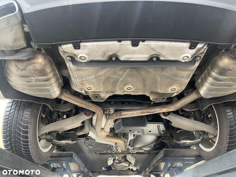 Audi A6 Avant 2.0 TDI Ultra - 12