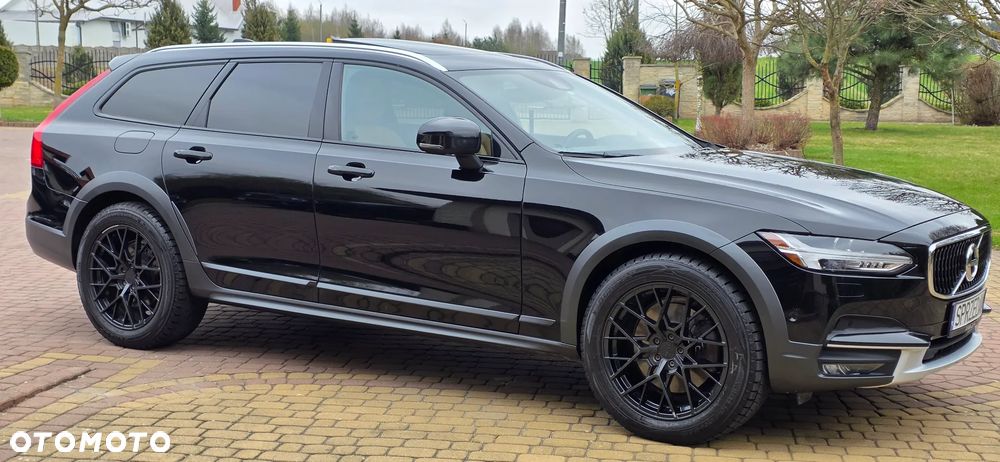 Volvo V90 Cross Country T6 AWD Pro - 2