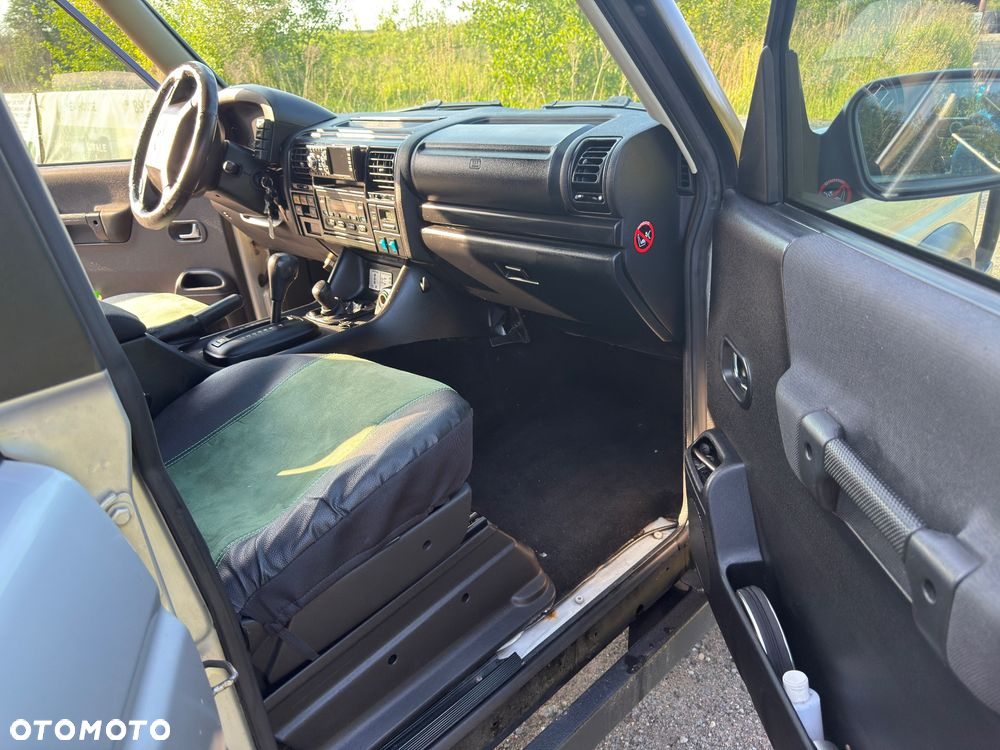 Land Rover Discovery - 32
