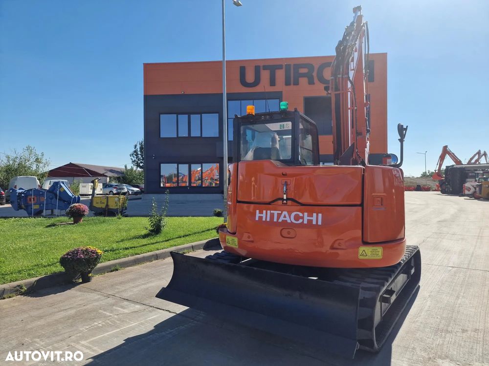 Hitachi ZX85, 2021, 2.975h, LAMA, CUPLA RAPIDA+3 CUPE NOI, Ad sapare 5m, latime 2,2m, ridica 3,7t, Camera spate, senile cauciuc 80% ok, inst picon pe bratele de excavare, Aer cond, computer in lb romana, posibilitate leasing -PROMOTIE 56.900 EUR+Tva - 4