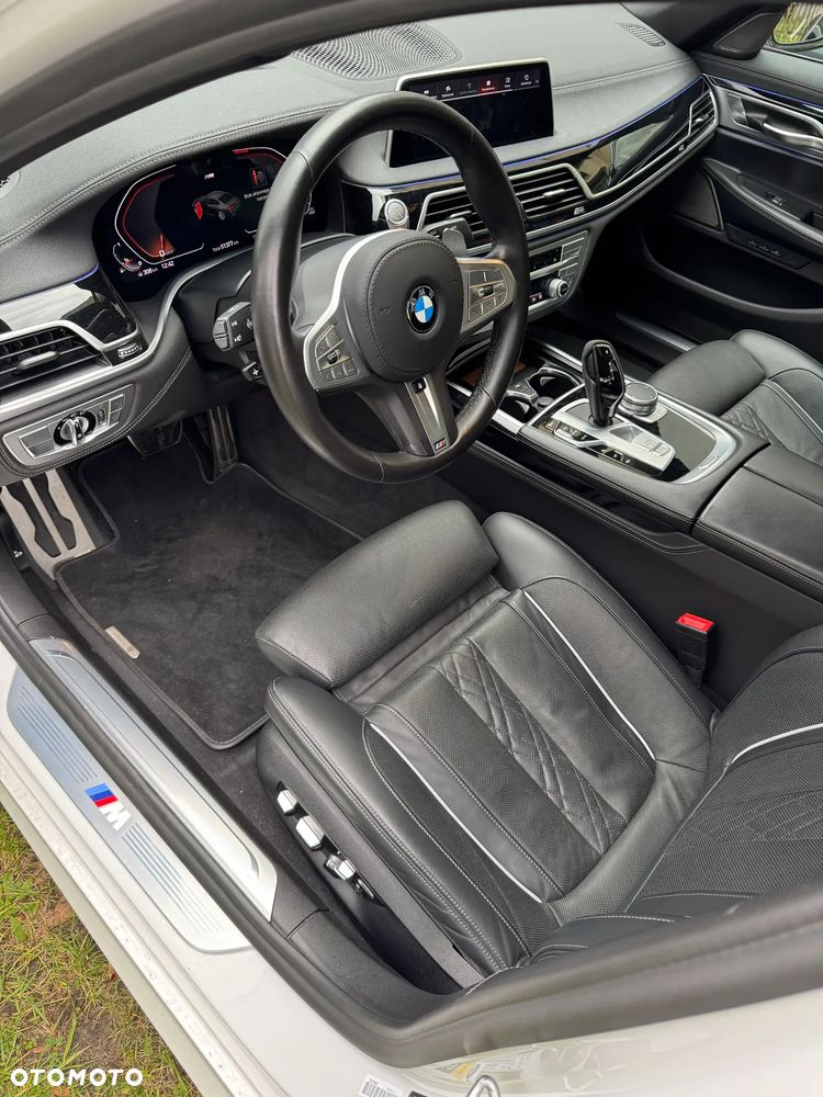 BMW Seria 7 740Li xDrive sport - 11