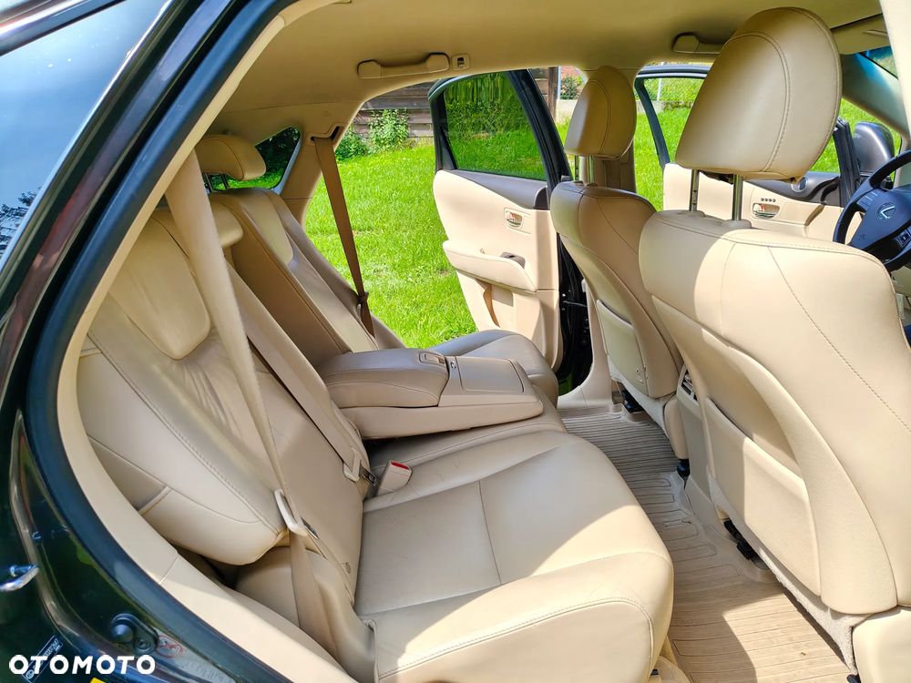 Lexus RX - 11