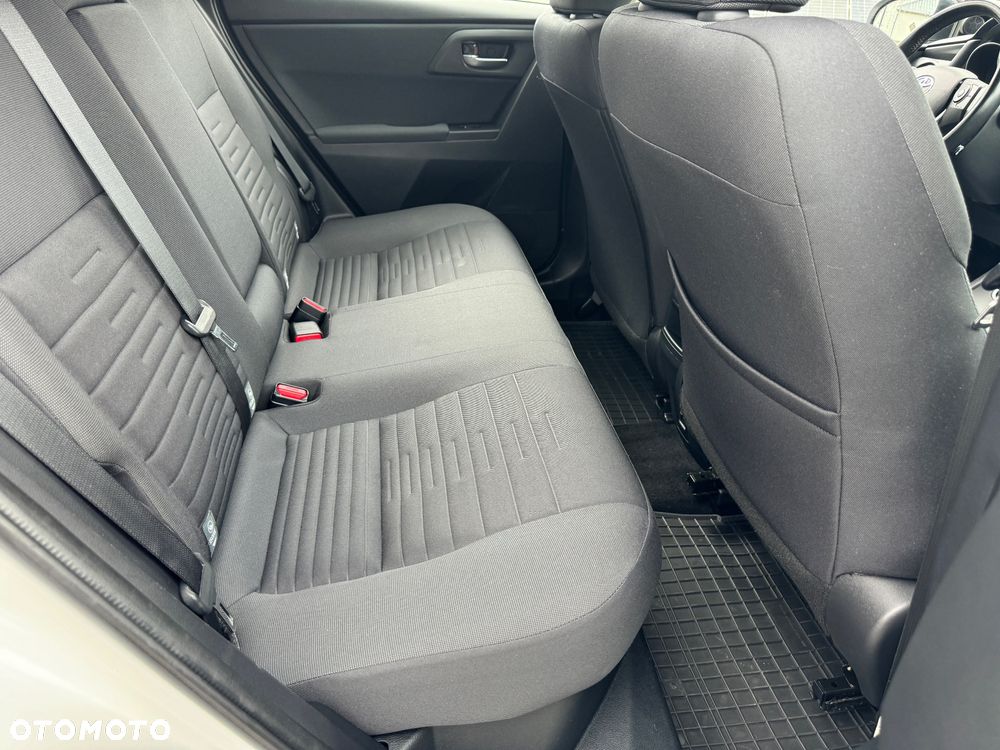 Toyota Auris - 28