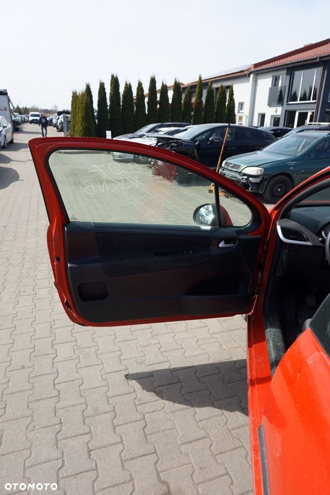 DRZWI PRZEDNIE LEWE 207  3D HB KKNB  CZERWONY PEUGEOT 2006-2009 - 8