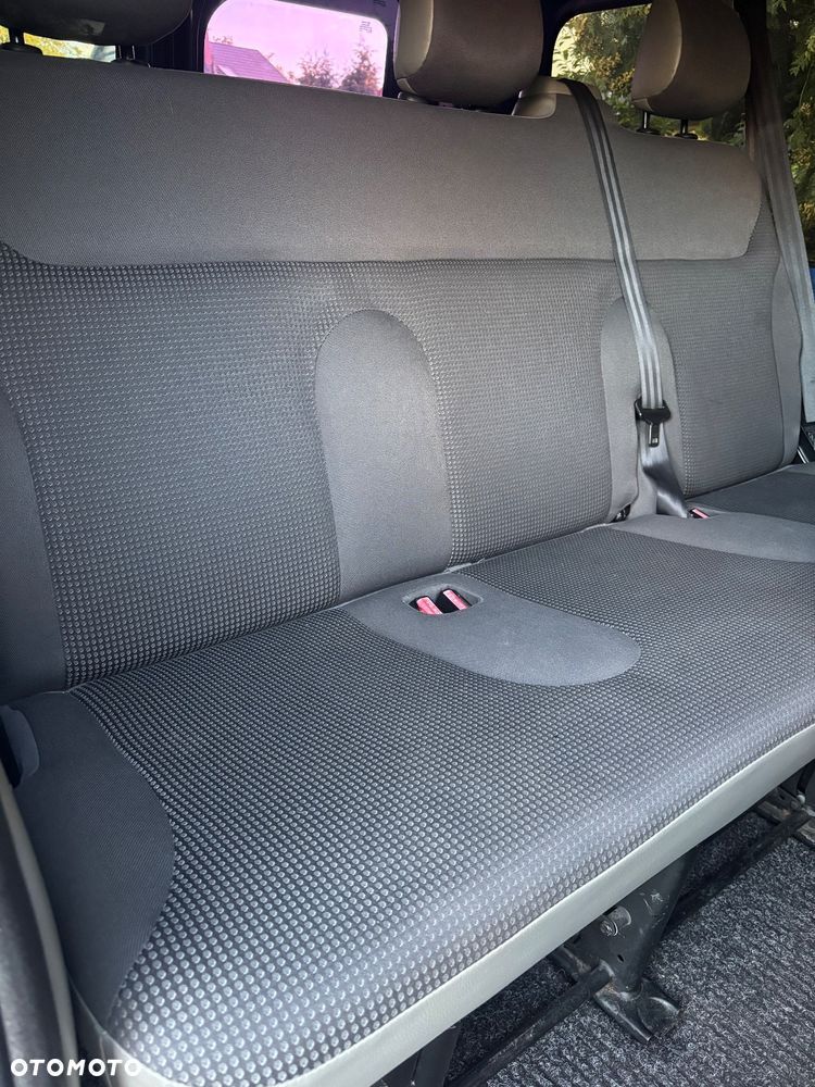 Opel Vivaro L2H1 2.9t - 9