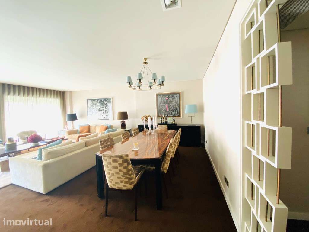 Apartamento T4 para arrendamento em Telheiras - Grande imagem: 2/29
