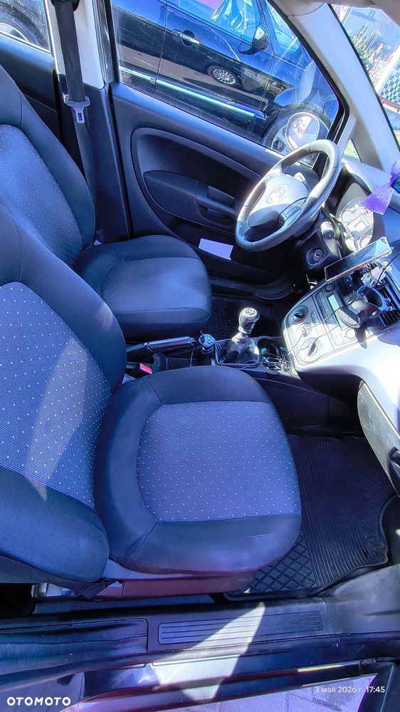 Fiat Punto 1.2 8V - 5