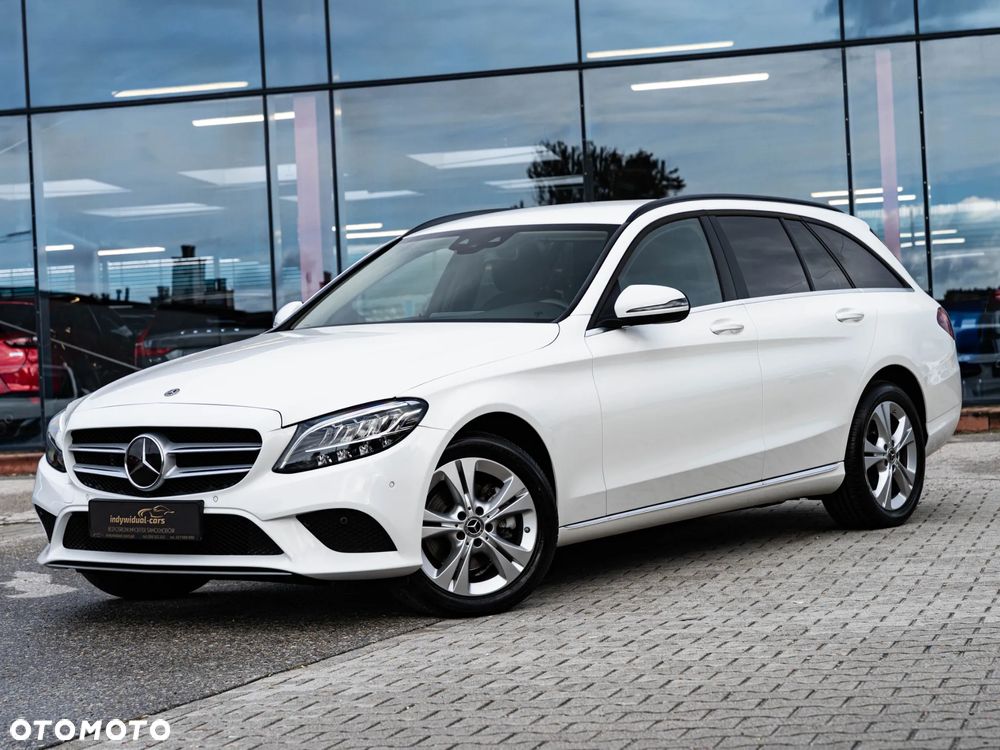 Mercedes-Benz Klasa C 220 d 4Matic T 9G-TRONIC Exclusive - 6