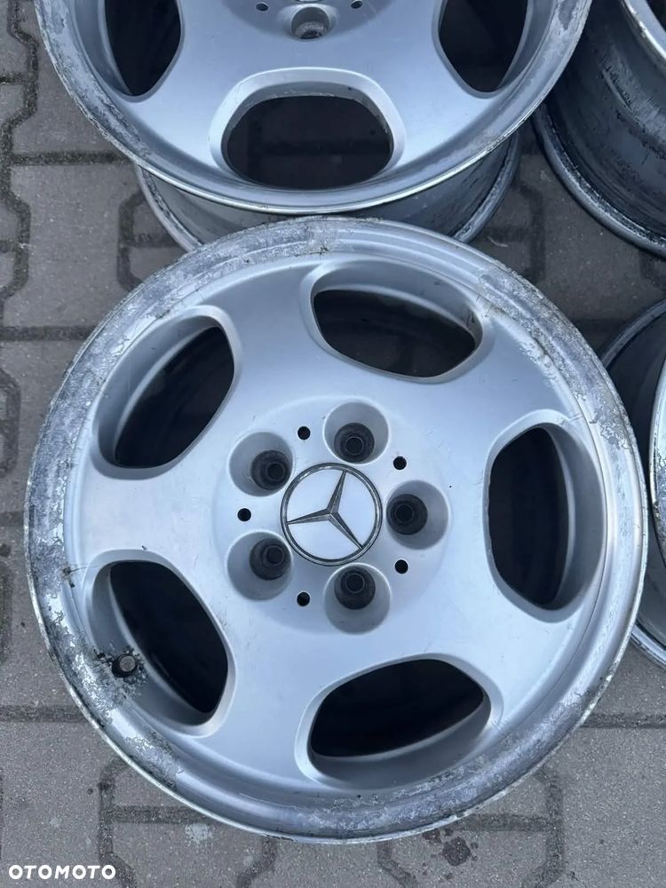 Felgi aluminiowe MERCEDES W124 W210 W202 W203 7,5X16 5X112 ET41 2104010402 - 2