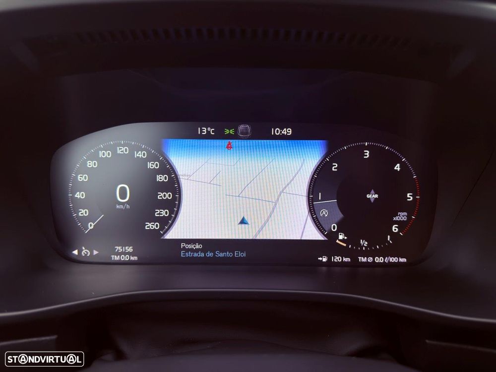 Volvo XC 40 2.0 D3 Momentum - 23