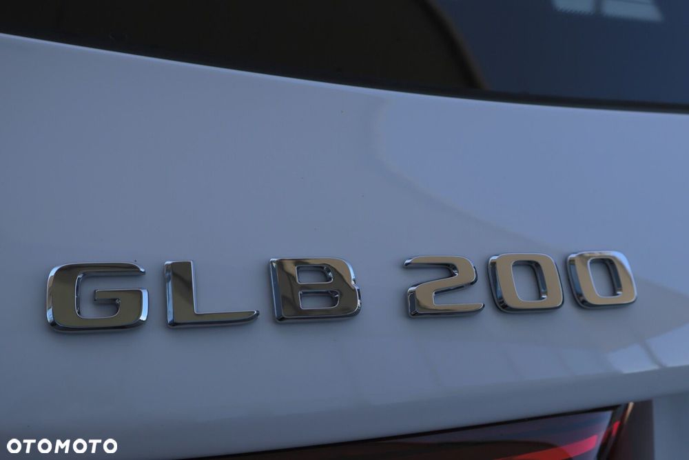 Mercedes-Benz GLB - 22