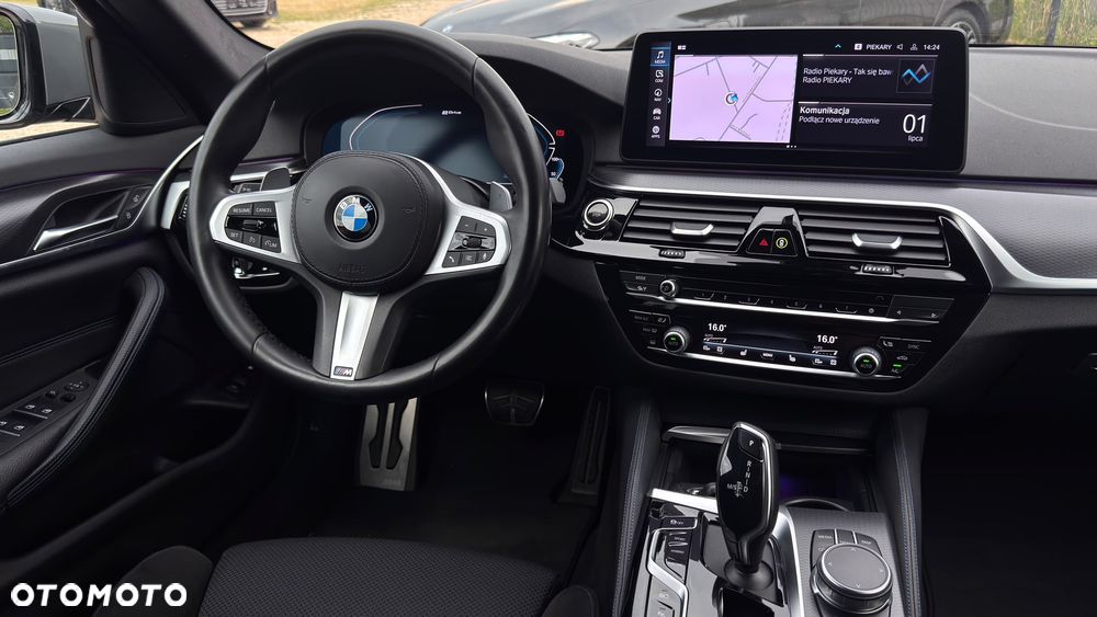 BMW Seria 5 530e M Sport sport - 19
