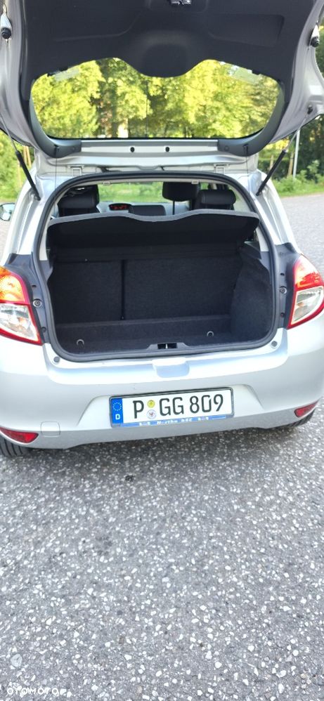 Renault Clio - 8
