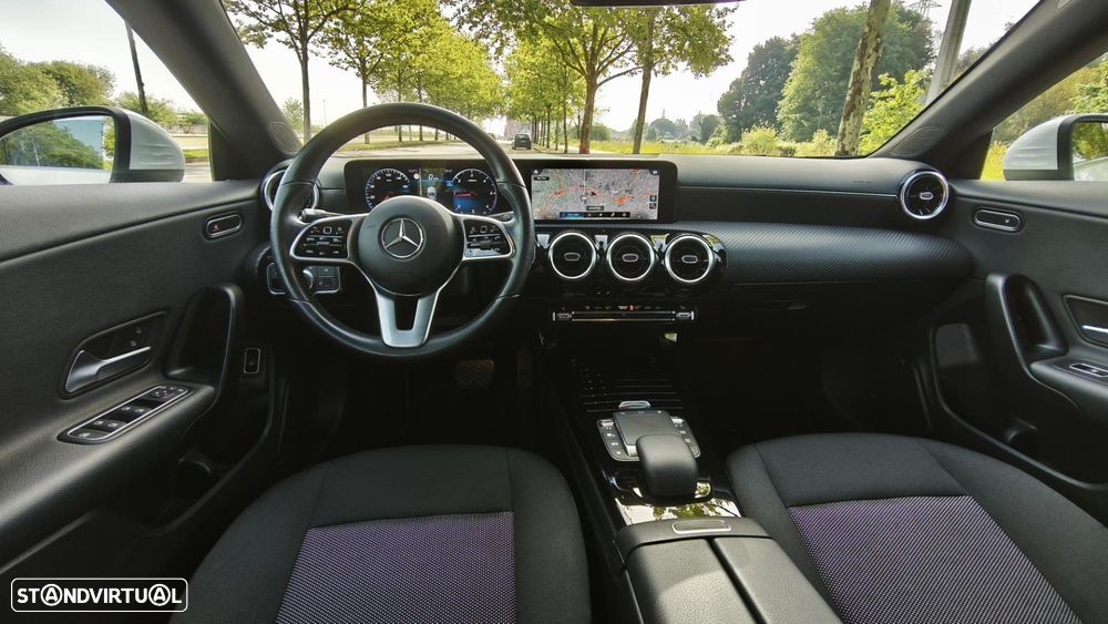 Mercedes-Benz CLA 180 d Shooting Brake Business Solutions Aut. - 48