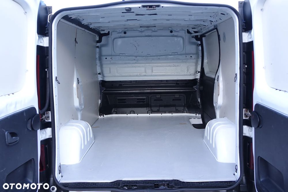 Renault Trafic 3-osobowy L1H1 furgon blaszak - 7