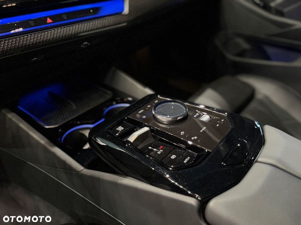 BMW Seria 5 520i mHEV - 7