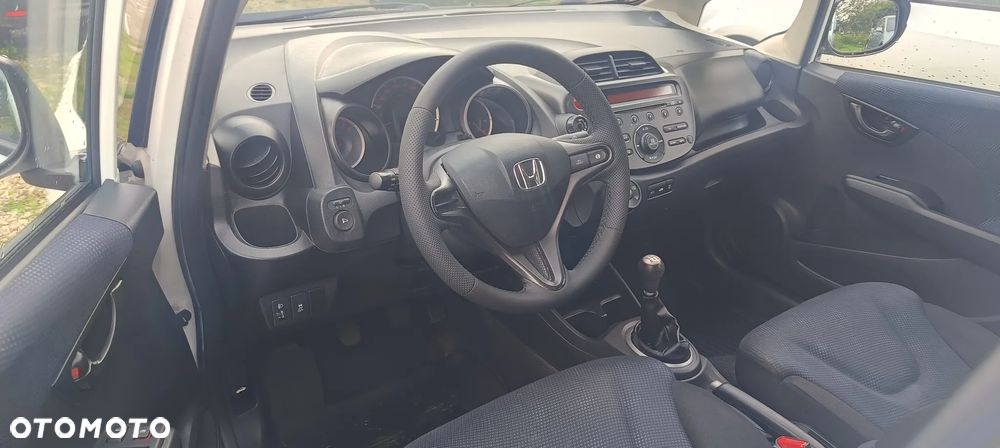 Honda Jazz 1.2 Trend - 21