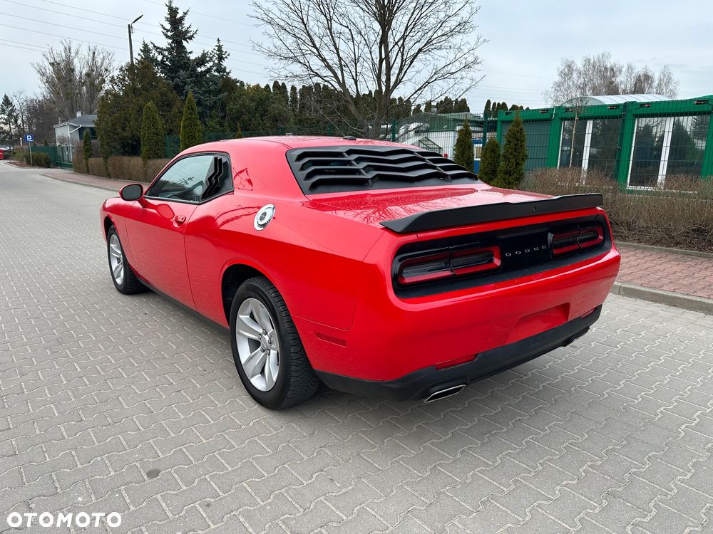 Dodge Challenger 3.6 SXT Plus - 12