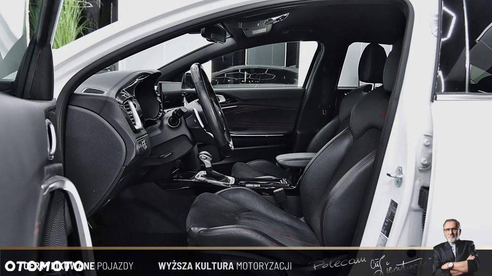 Kia ProCeed 1.6 T-GDI GT DCT - 16