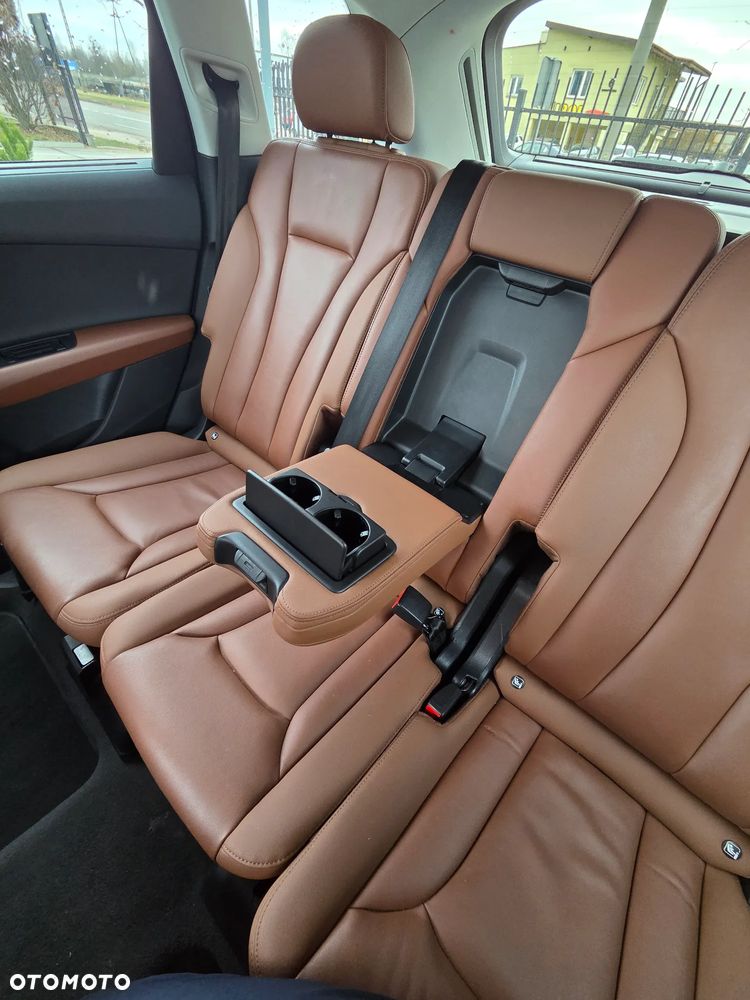 Audi Q7 - 9