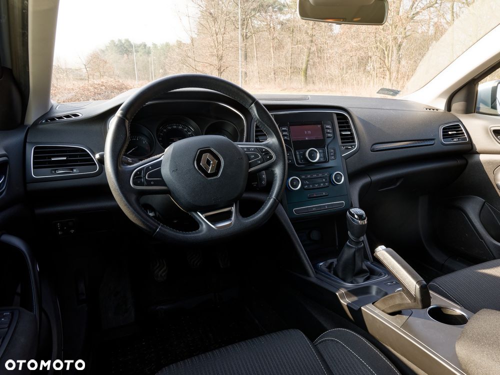 Renault Megane 1.2 Energy TCe Zen - 8