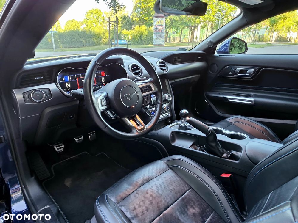 Ford Mustang - 9