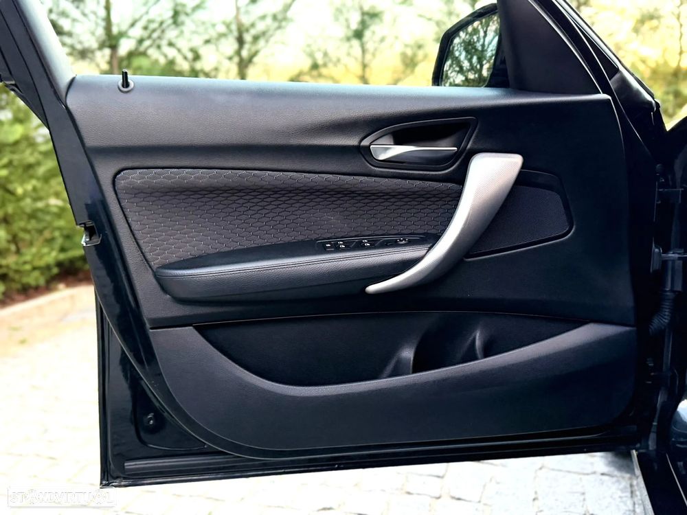 BMW 118 d Pack M - 10