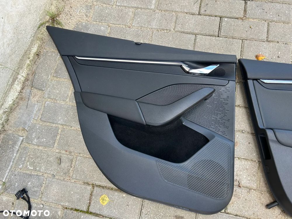 FOTELE KANAPA BOCZKI TUNEL SKODA OCTAVIA 4 IV SKÓRA KOMPLET - 23