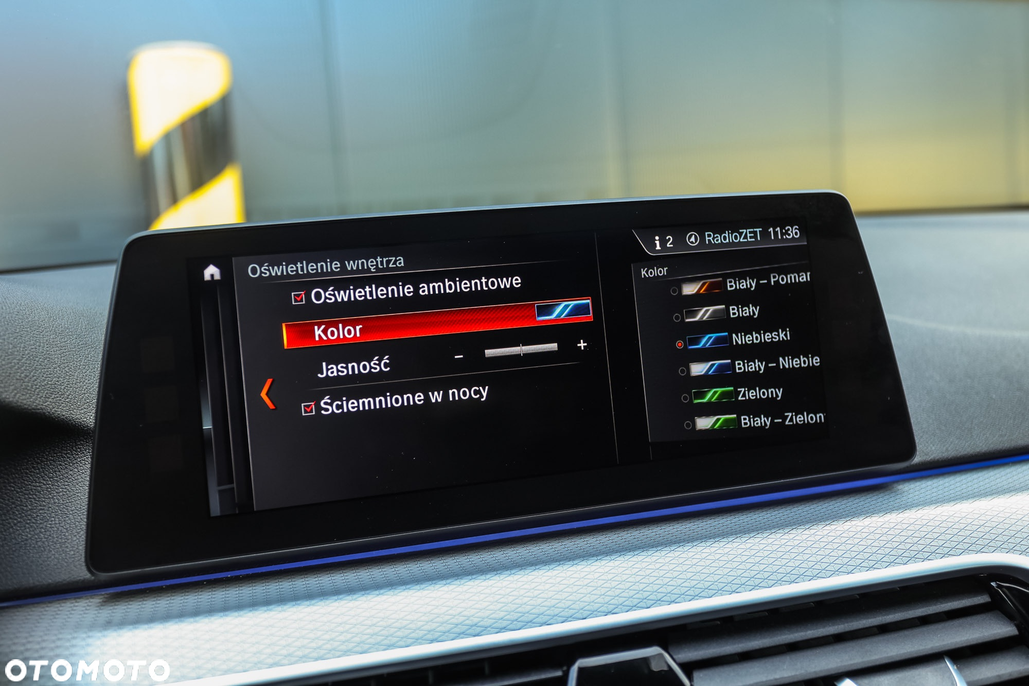 BMW Seria 5 520d xDrive Touring M Sport Edition - 36