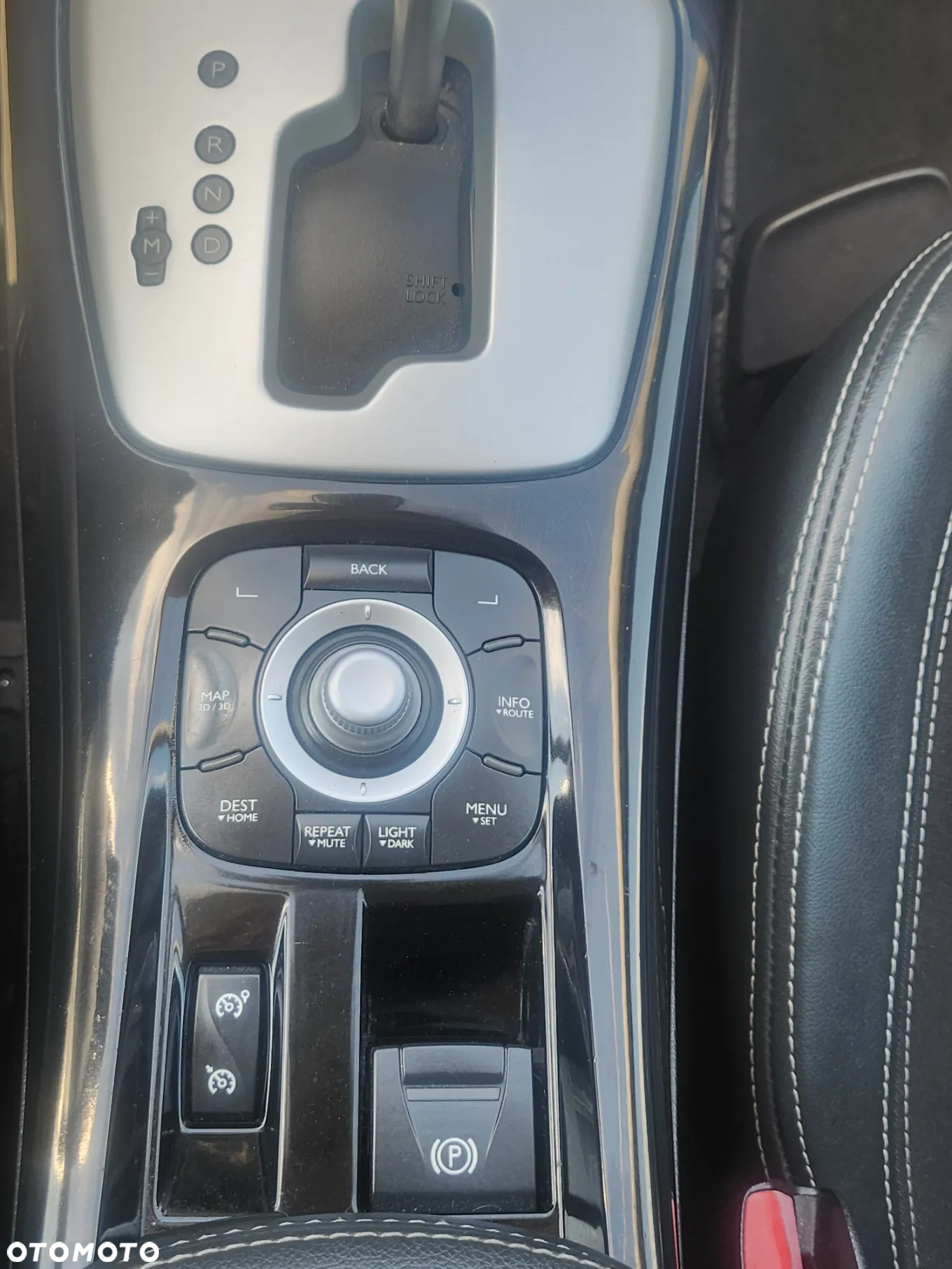 Renault Laguna Grandtour dCi 175 FAP Bose Edition - 19