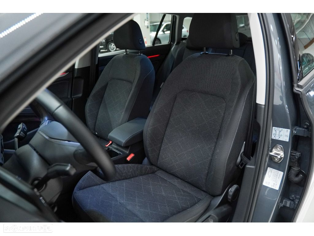 VW Golf Variant 2.0 TDi Life - 4