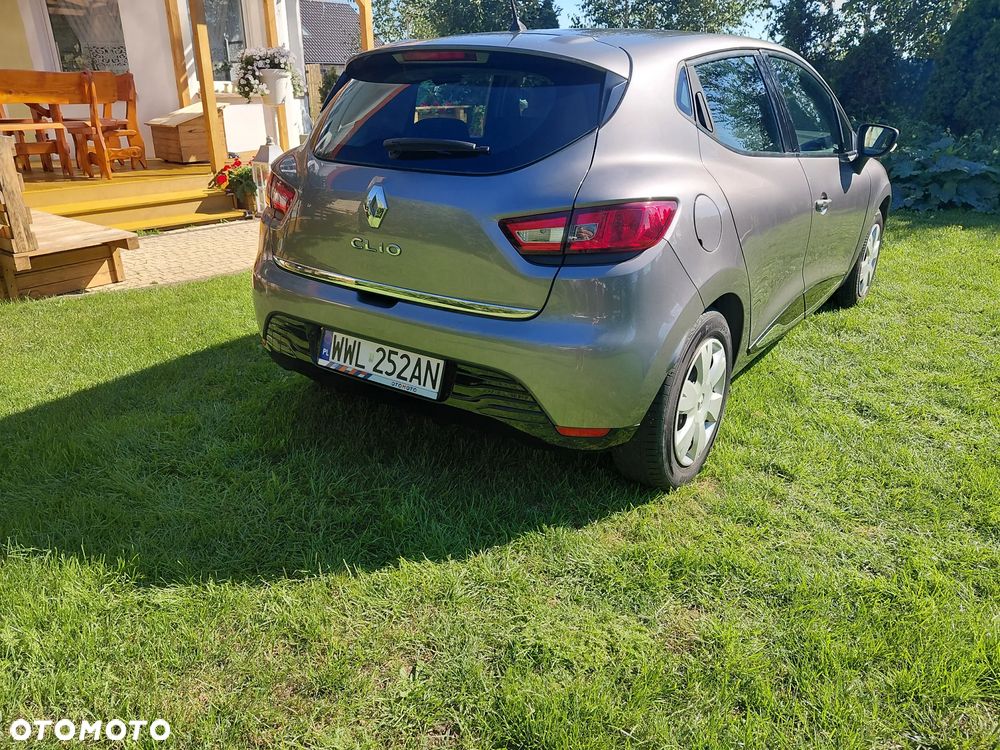 Renault Clio 1.2 16V Life - 3