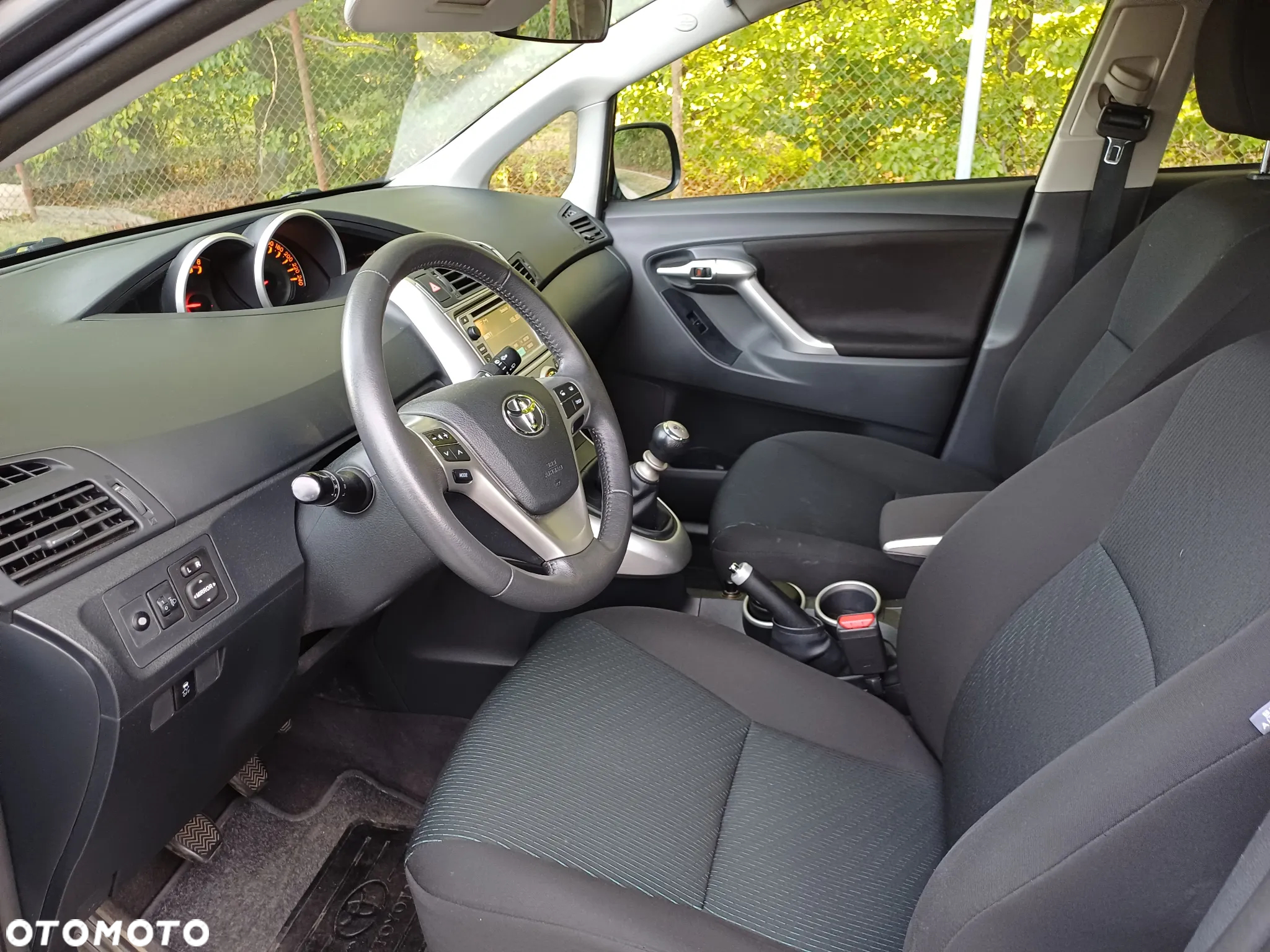 Toyota Verso 1.8 Sol EU5 - 9