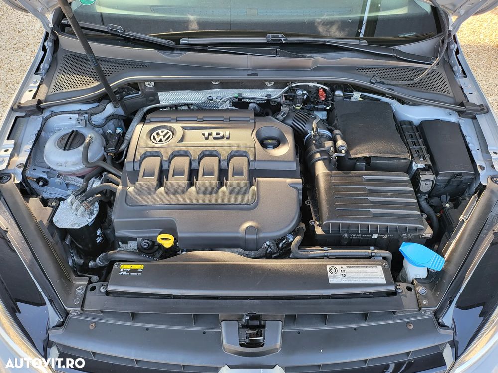 Volkswagen Golf 2.0 TDI BlueMotion Technology Allstar - 18