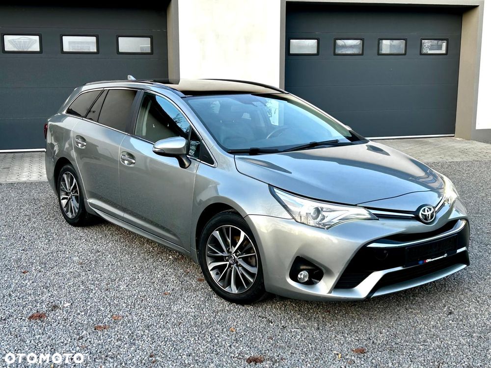 Toyota Avensis 1.6 D-4D Prestige - 3
