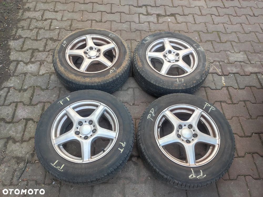 Ford Focus 1.6 16V Style+ - 20